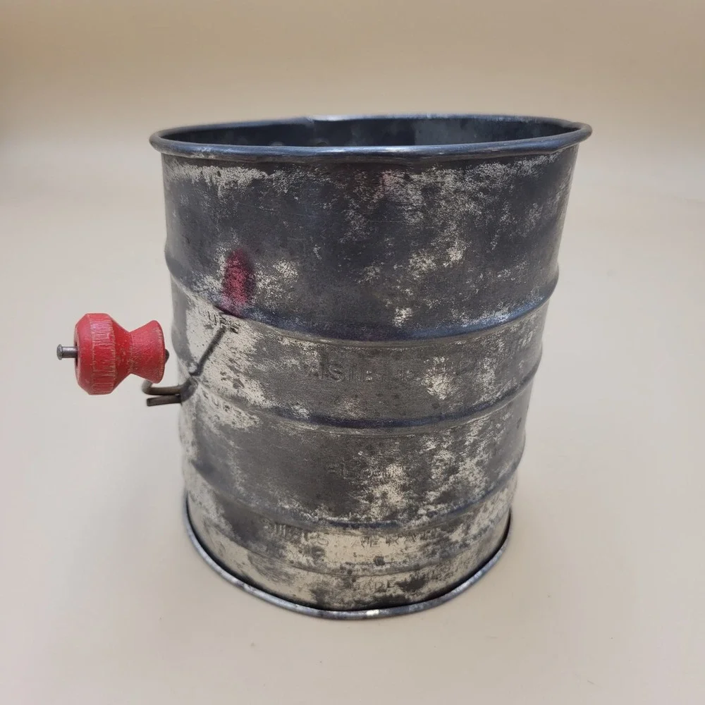 Vintage Tin Flour Sifter Red Handle Hand Crank 3 Cup Farmhouse Kitchen Decor